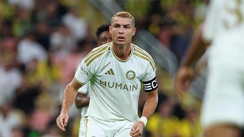 Cristiano Ronaldo lặn mất tăm, mốc 1.000 bàn vẫn còn xa!
